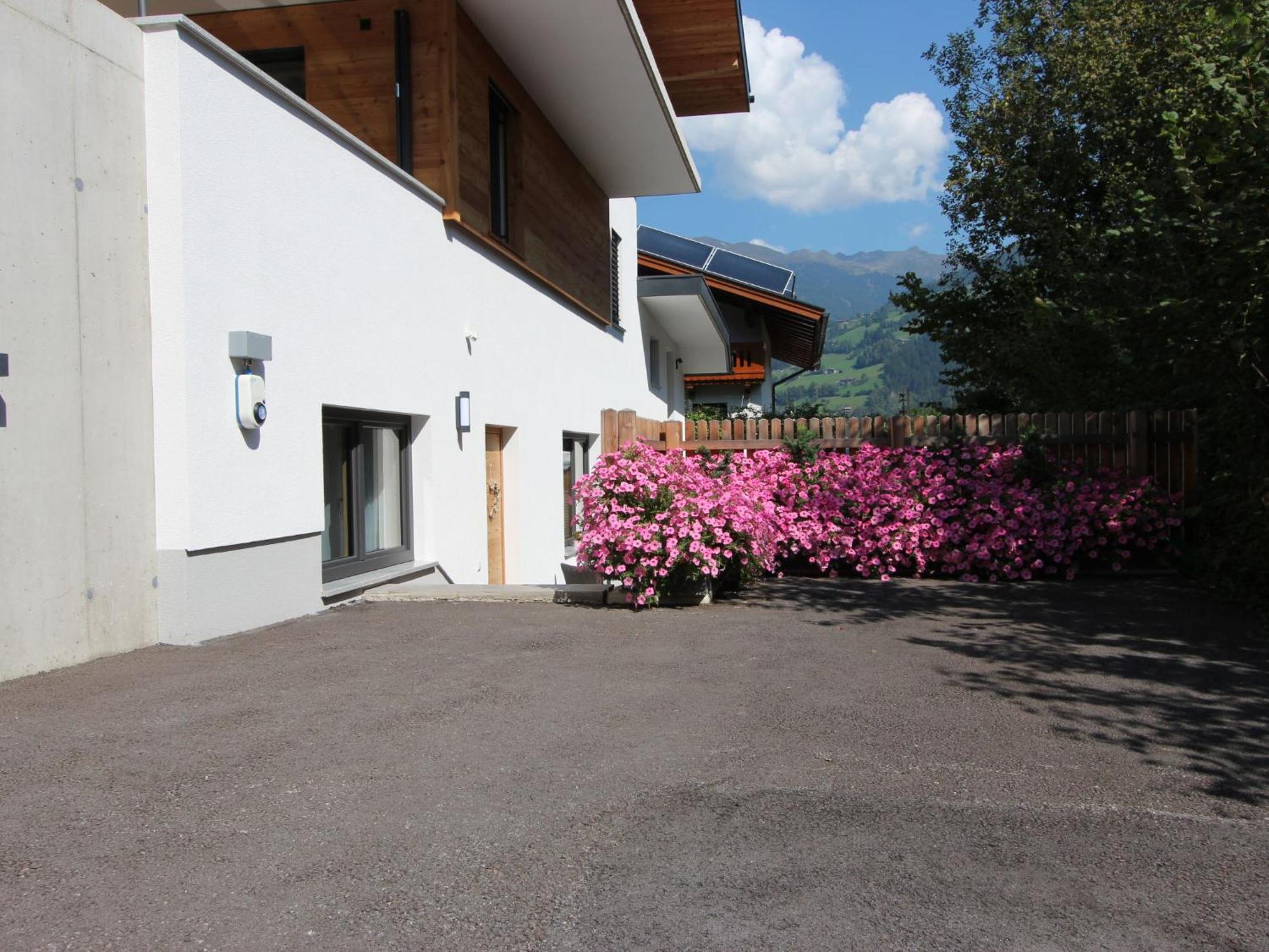 Apartment Bernadette Aschau Im Zillertal Exteriör bild